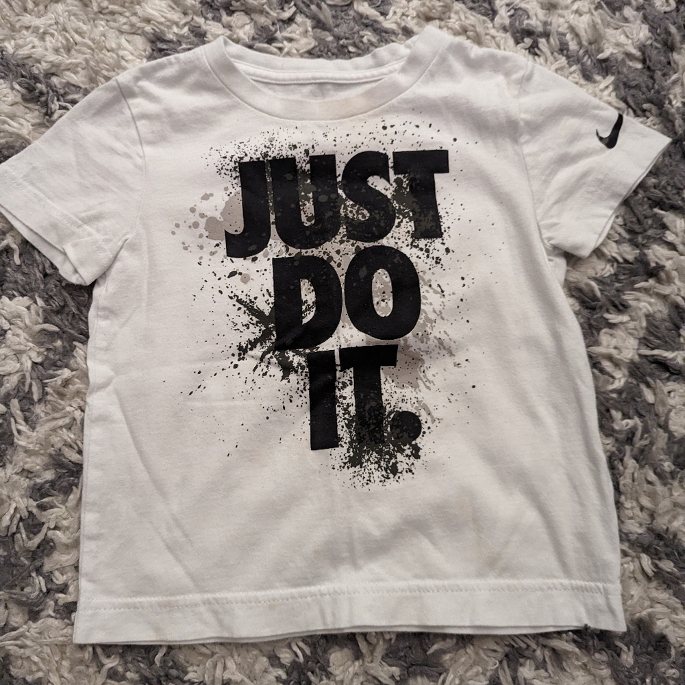 Nikes 3T Shirt